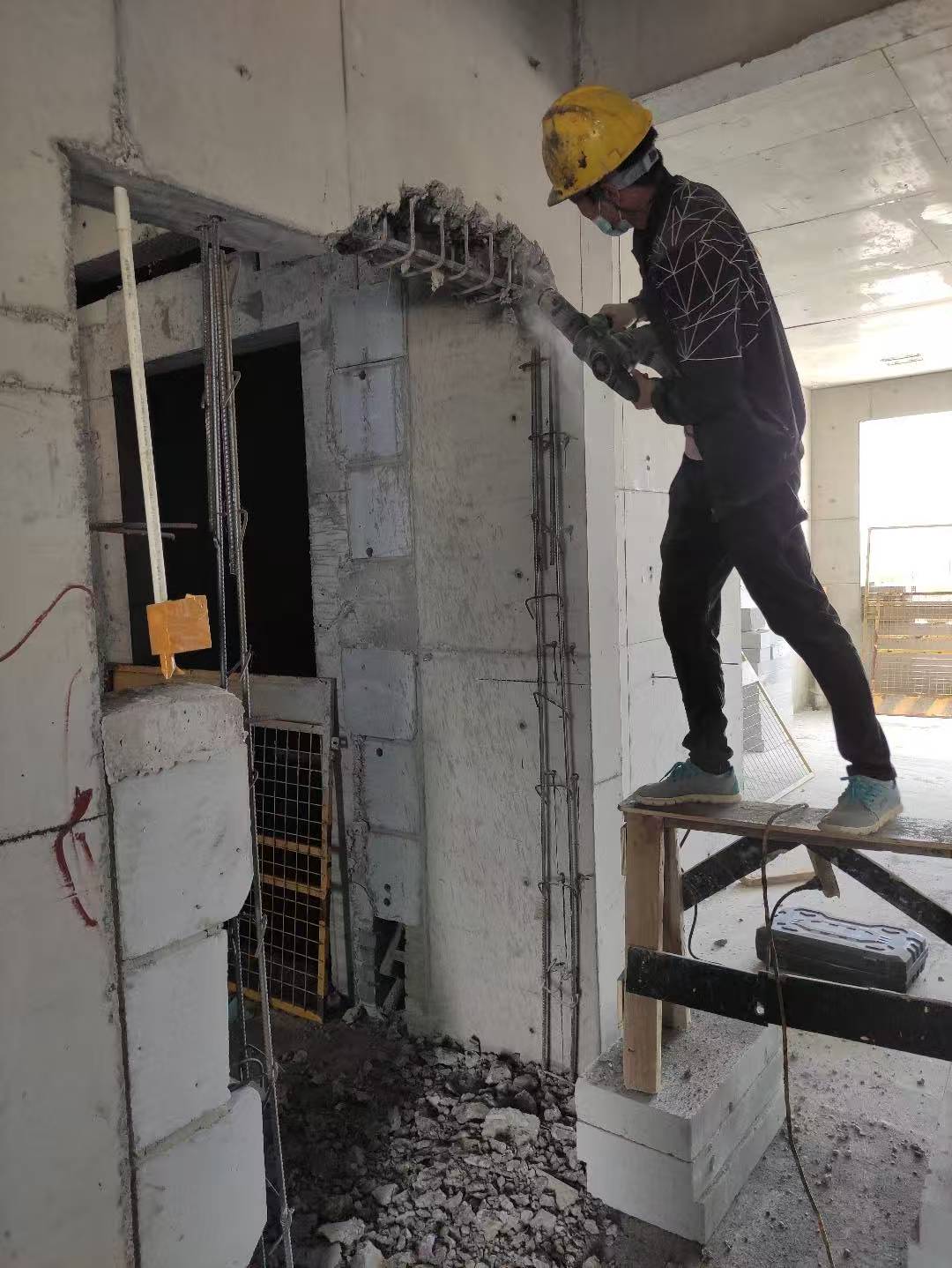 鄂尔多斯旧房改造房屋如何加固